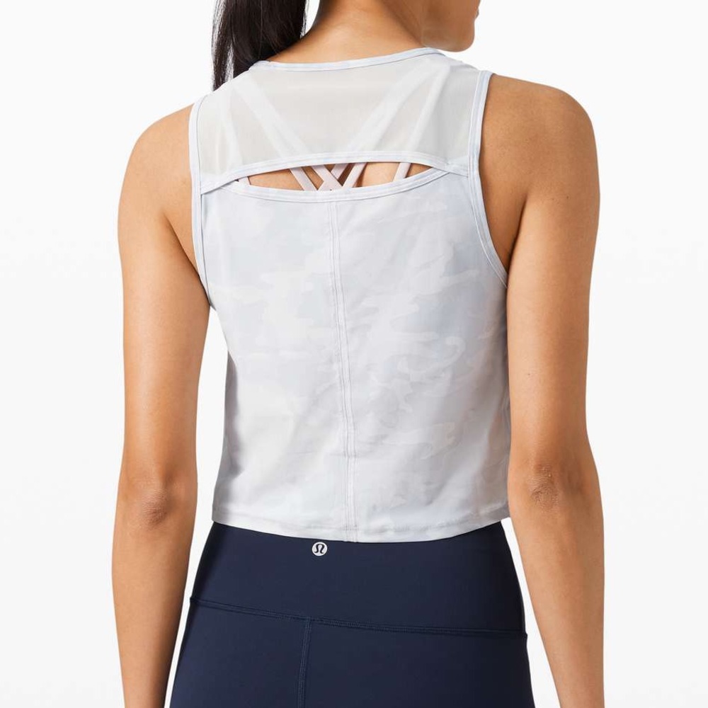Lululemon Cropped Sculpt Tank